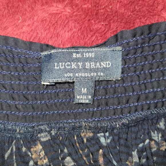 Lucky Brand Women's  Floral Blouse Medium Blue - Picture 7 of 7
